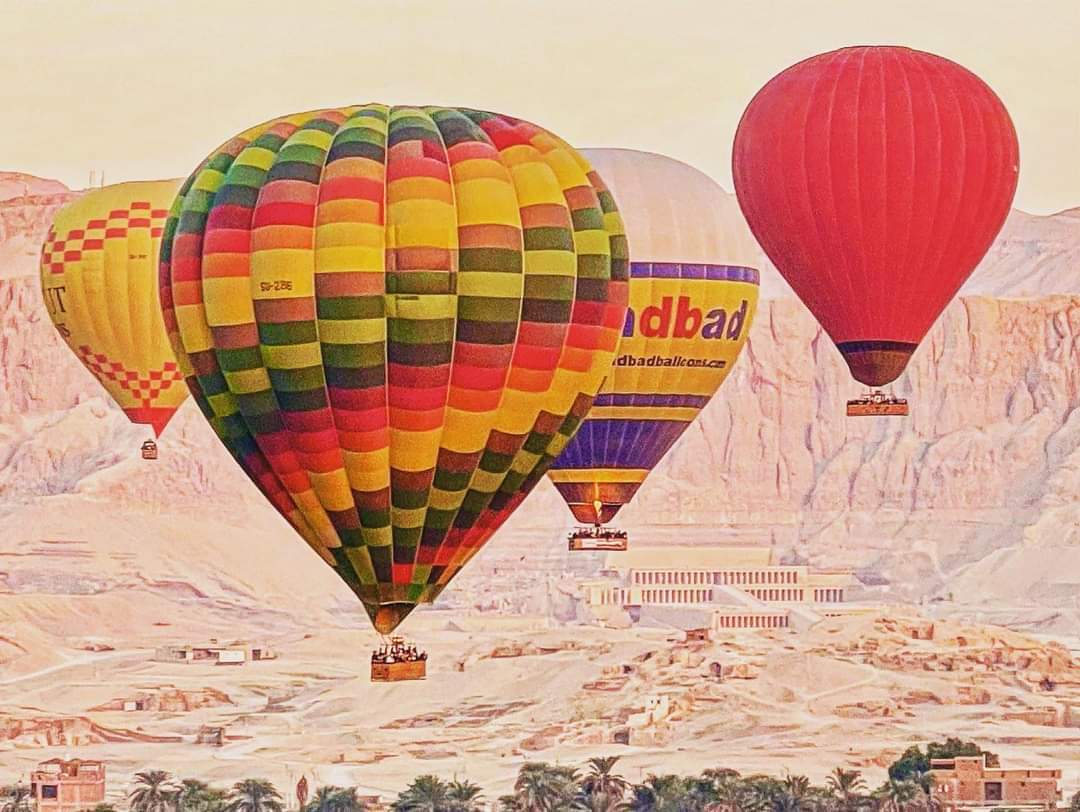 Luxor and Hot Air Balloon